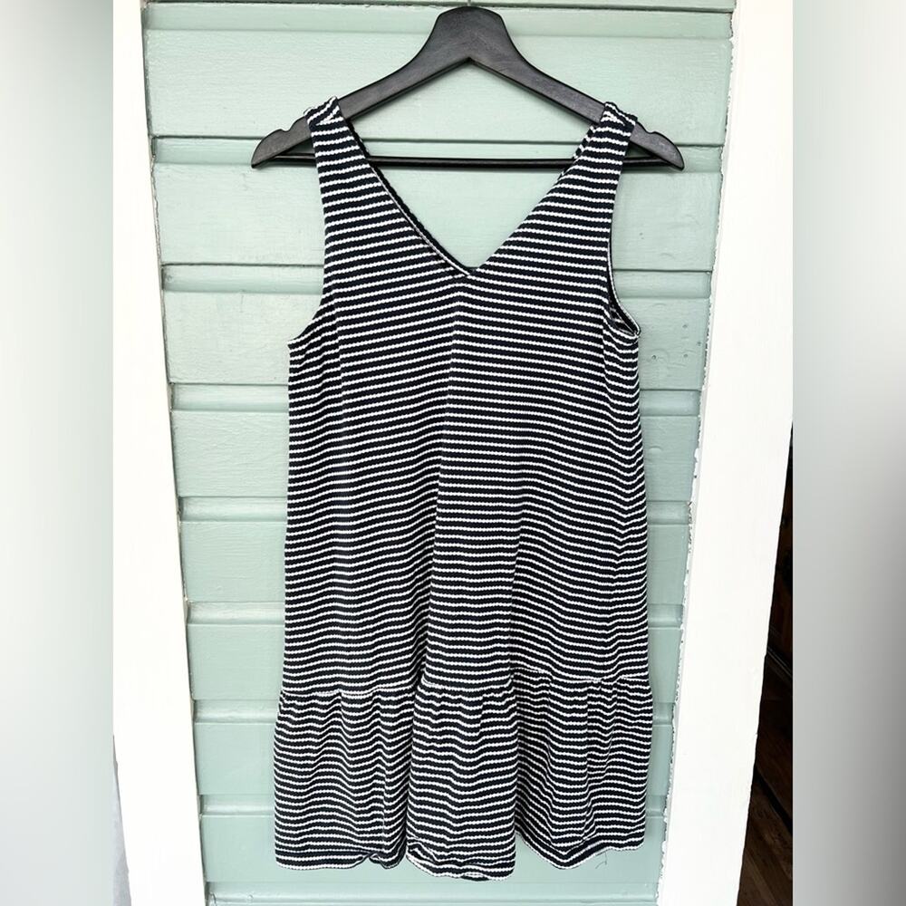 Loft black and white striped sleeveless dress tiered hem vacation summer casual